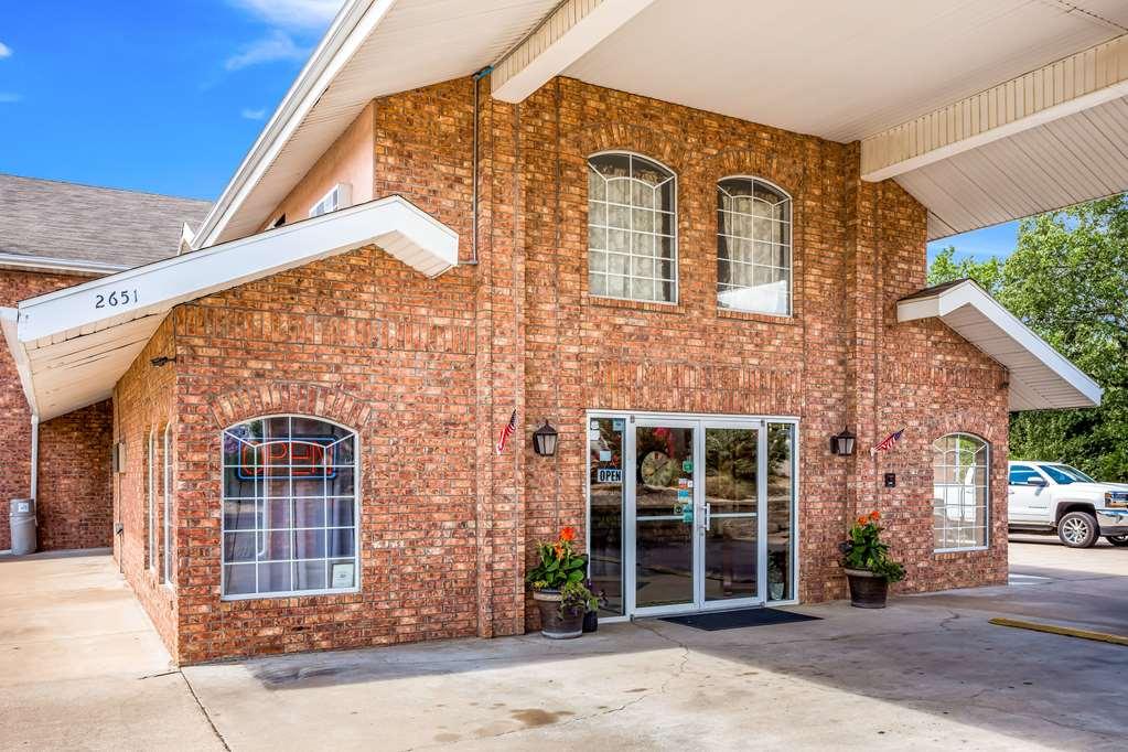 Rodeway Inn Branson, Brick House エクステリア 写真