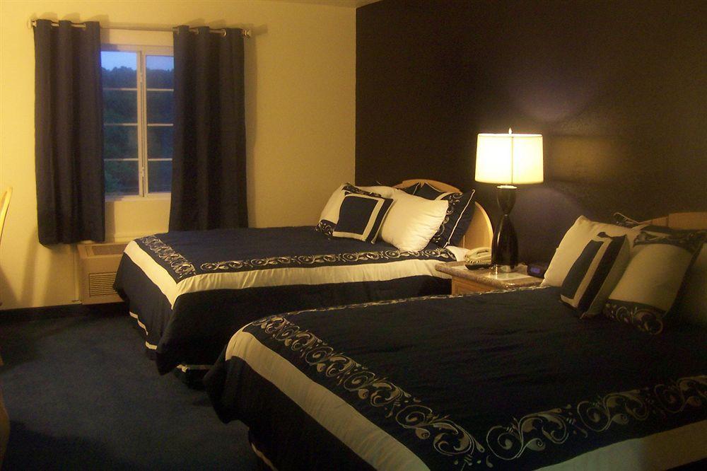 Rodeway Inn Branson, Brick House エクステリア 写真
