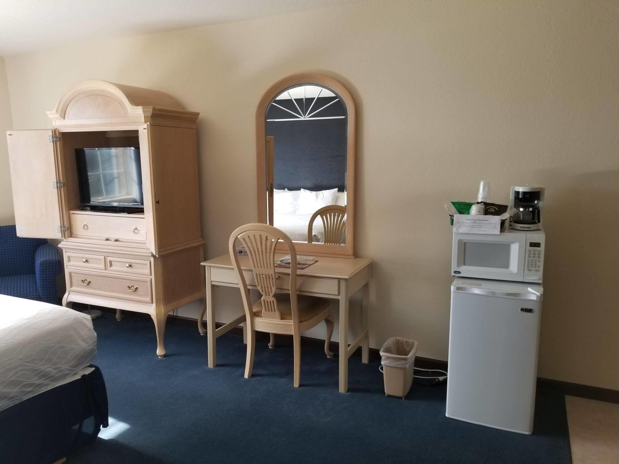 Rodeway Inn Branson, Brick House エクステリア 写真