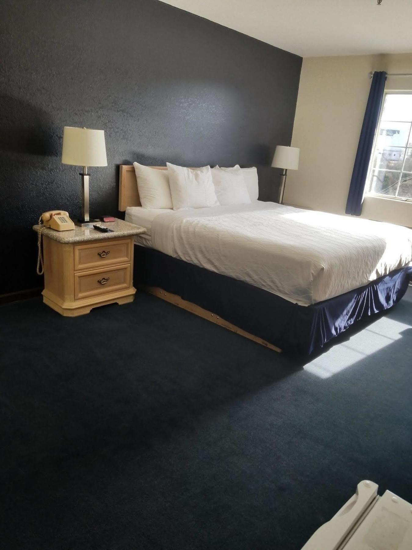 Rodeway Inn Branson, Brick House エクステリア 写真