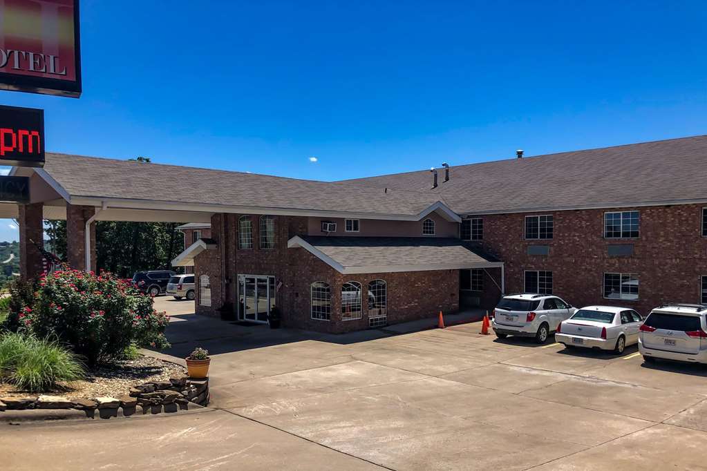 Rodeway Inn Branson, Brick House エクステリア 写真